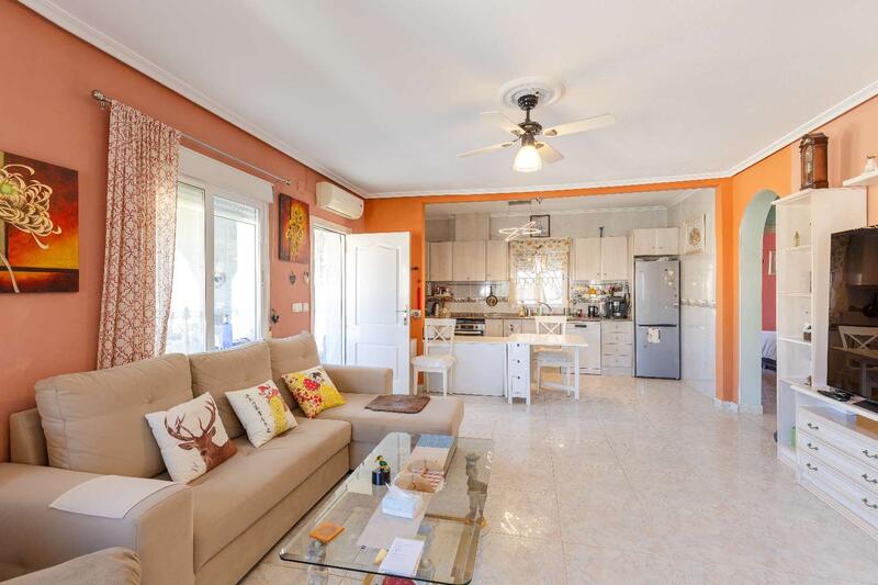 3 Schlafzimmer Villa zu verkaufen 3 Schlafzimmer Villa zu verkaufen