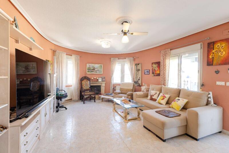 3 Schlafzimmer Villa zu verkaufen 3 Schlafzimmer Villa zu verkaufen