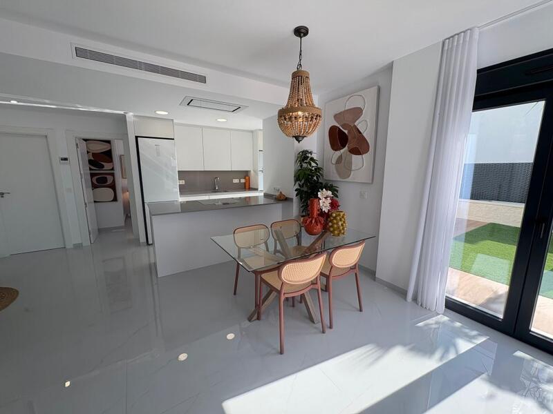 3 bedroom Villa for sale 3 bedroom Villa for sale