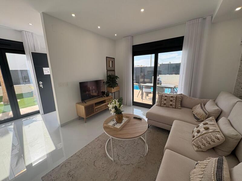 3 bedroom Villa for sale 3 bedroom Villa for sale