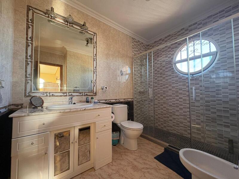 3 bedroom Villa for sale 3 bedroom Villa for sale