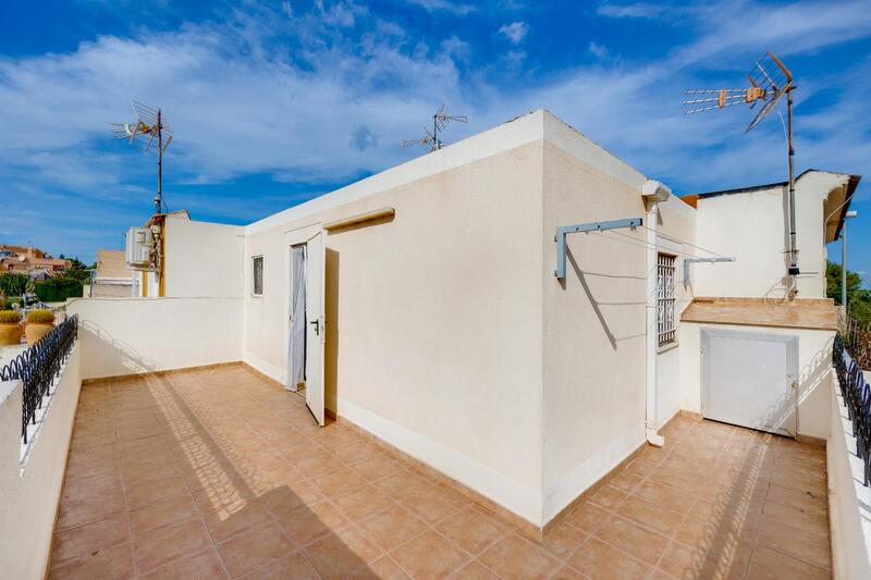 2 Cuarto Villa en venta