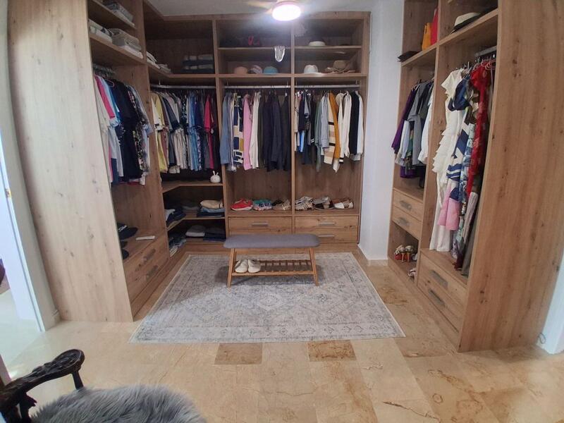 4 slaapkamer Villa Te koop