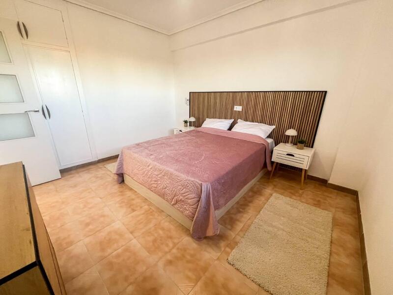 2 slaapkamer Appartement Te koop 2 slaapkamer Appartement Te koop