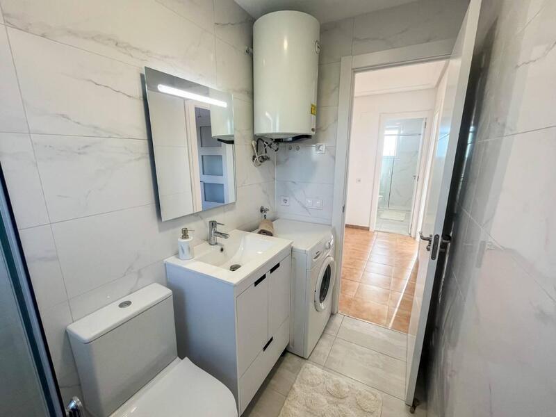 2 slaapkamer Appartement Te koop 2 slaapkamer Appartement Te koop