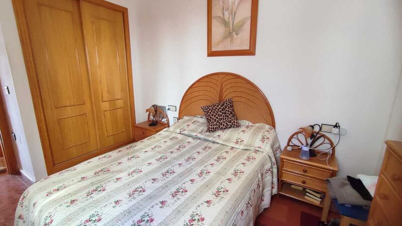 2 Cuarto Villa en venta