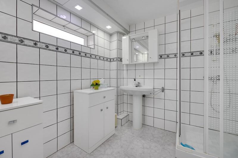 4 Schlafzimmer Villa zu verkaufen 4 Schlafzimmer Villa zu verkaufen