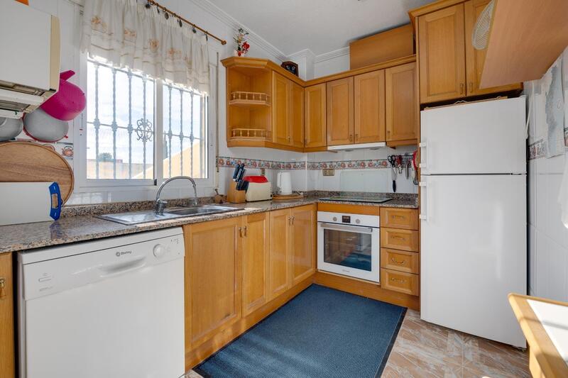 4 Schlafzimmer Villa zu verkaufen 4 Schlafzimmer Villa zu verkaufen