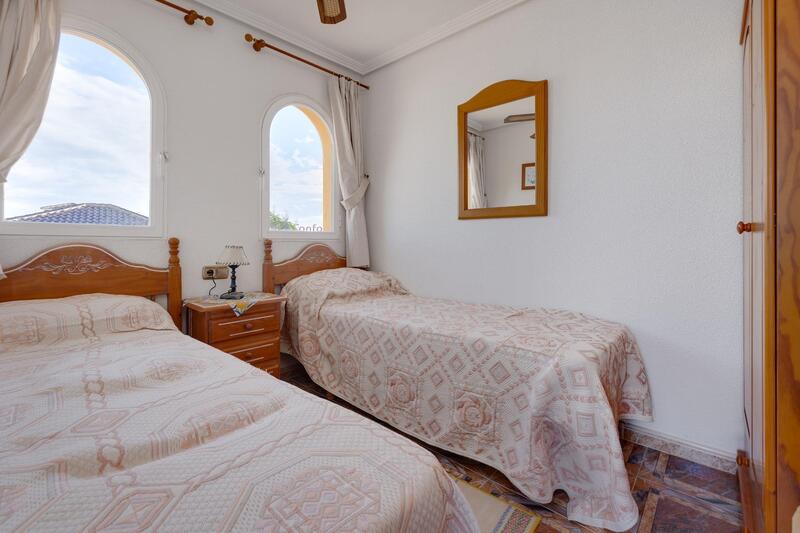 4 Schlafzimmer Villa zu verkaufen 4 Schlafzimmer Villa zu verkaufen