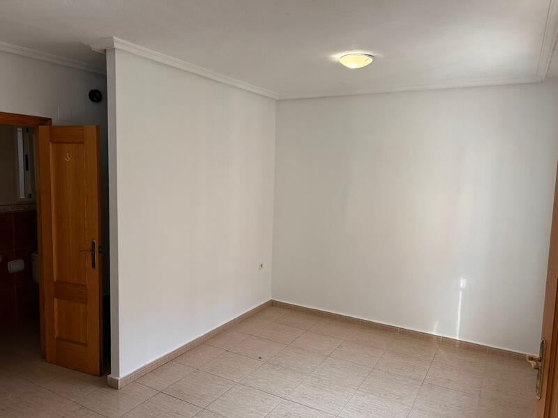 2 Cuarto Villa en venta