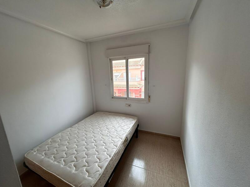 2 Cuarto Villa en venta