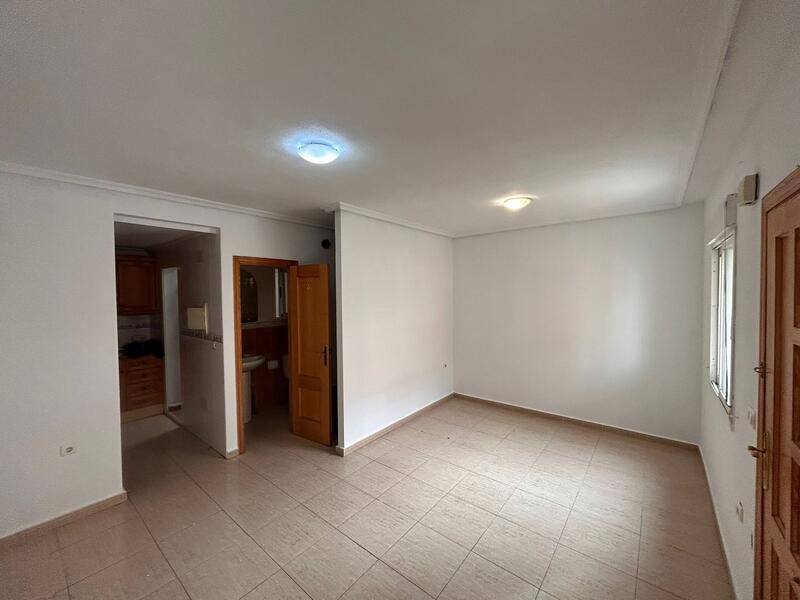 2 Cuarto Villa en venta
