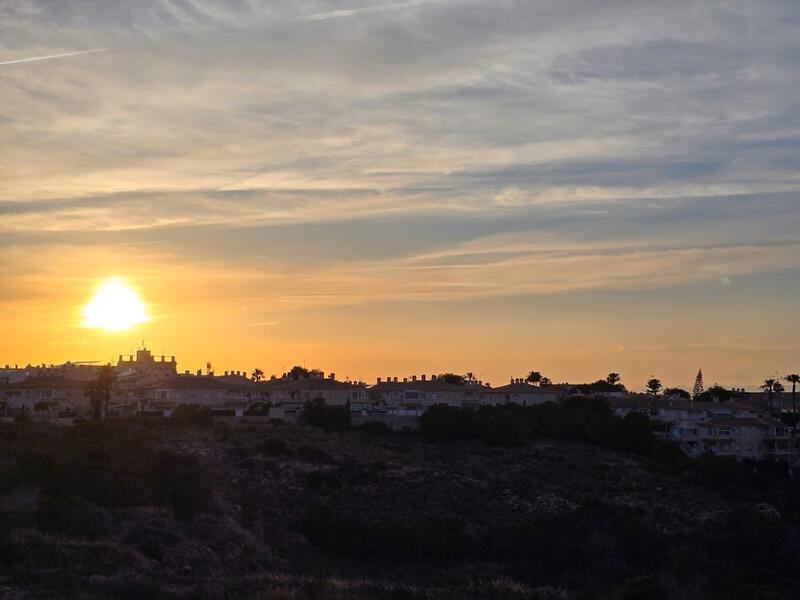 2 спальная комната квартира продается