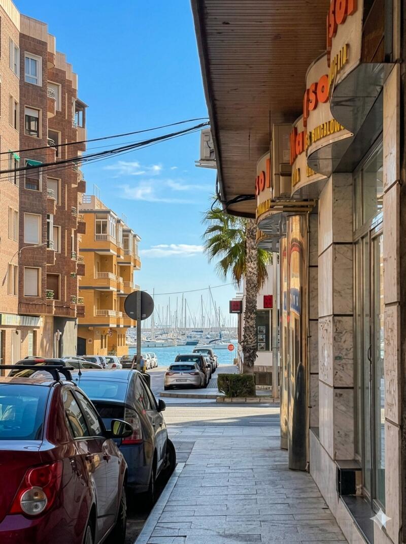 Leilighet til salgs i Torrevieja, Alicante