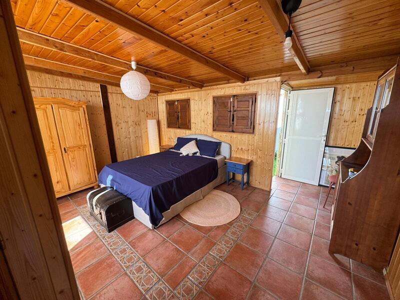 2 спальная комната вилла продается