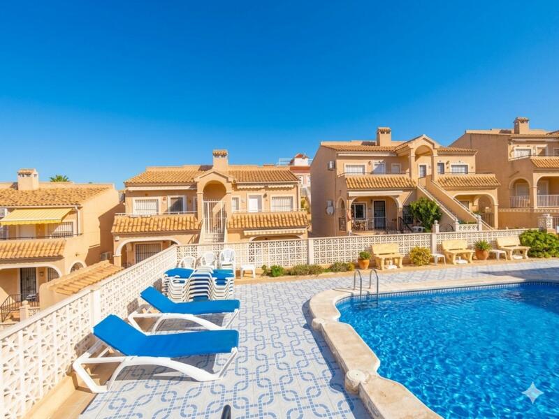 вилла продается в Villamartin, Alicante