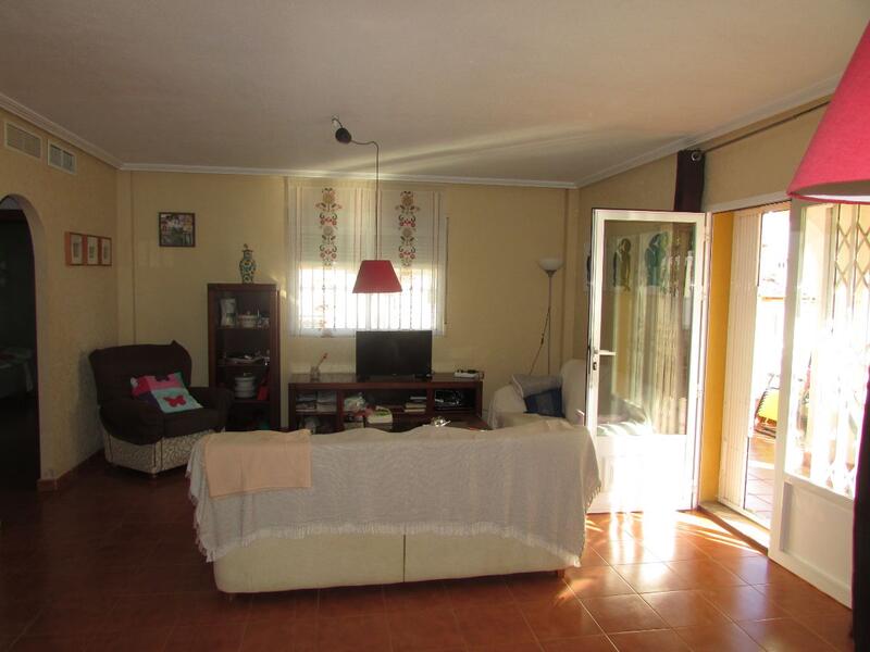 4 Cuarto Villa en venta