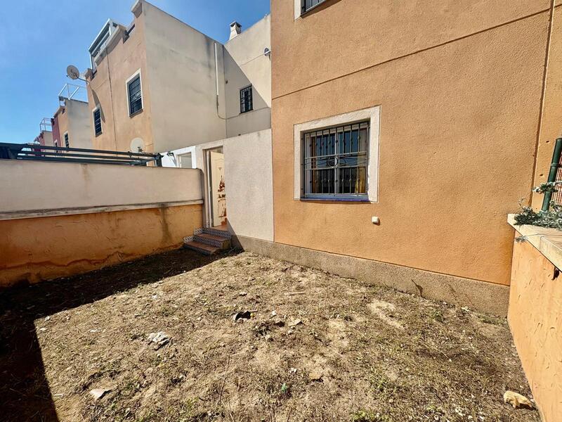 2 soverom Villa til salgs 2 soverom Villa til salgs