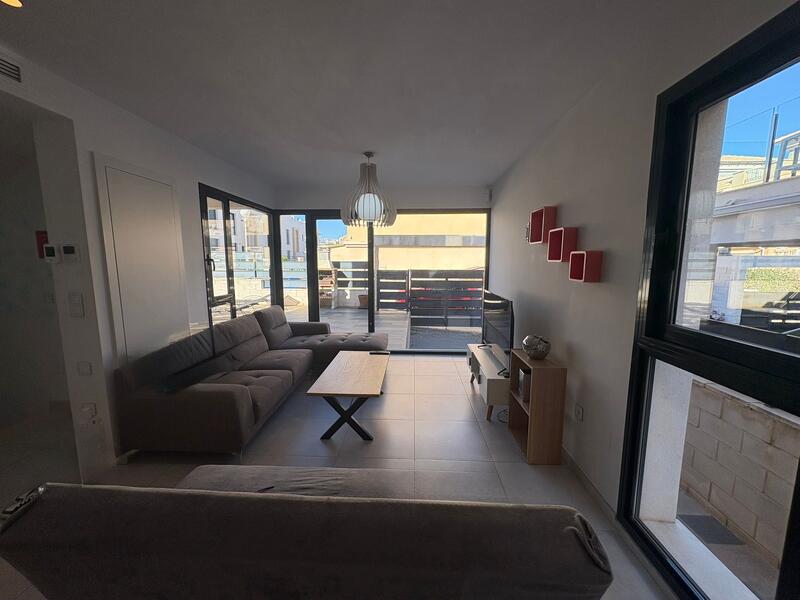 4 bedroom Villa for sale