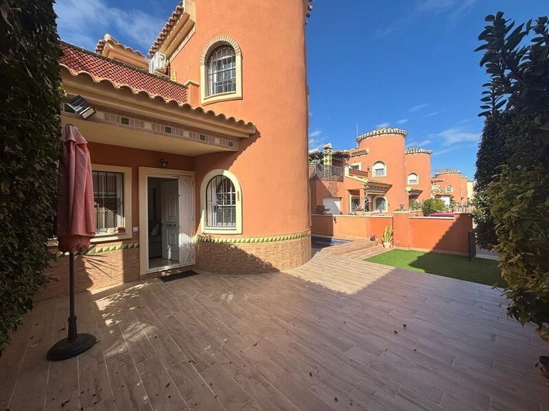 3 slaapkamer Villa Te koop
