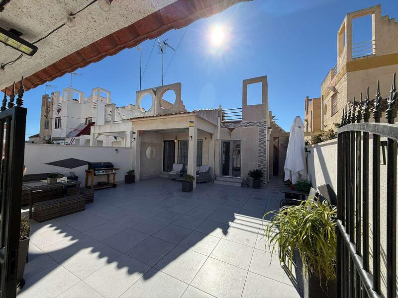 2 bedroom Villa for sale