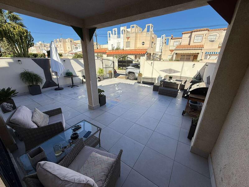 2 bedroom Villa for sale