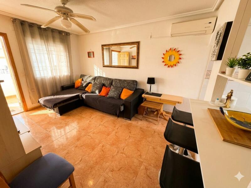 Villa for sale in Torrevieja, Alicante