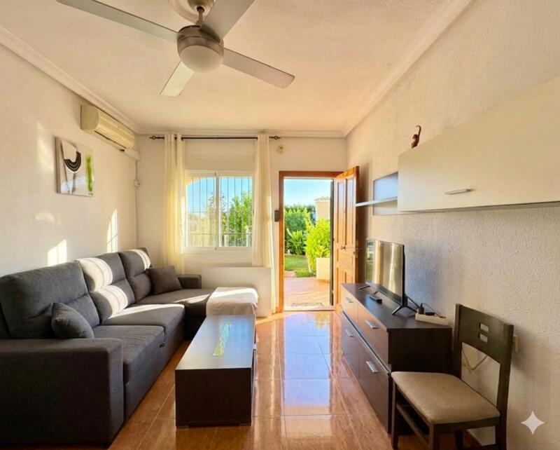 2 Cuarto Villa en venta en Playa Flamenca, Alicante