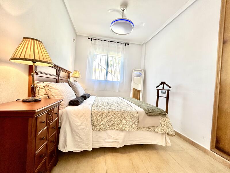 2 Cuarto Villa en venta