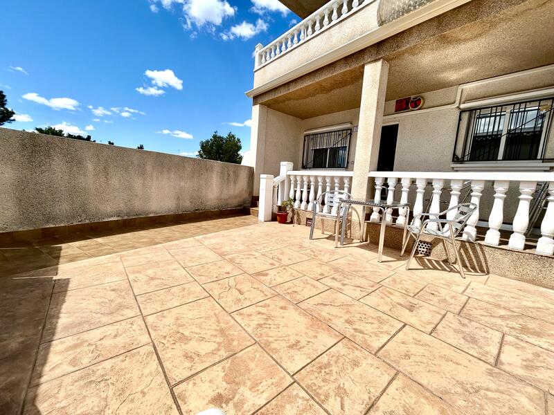 2 Cuarto Villa en venta