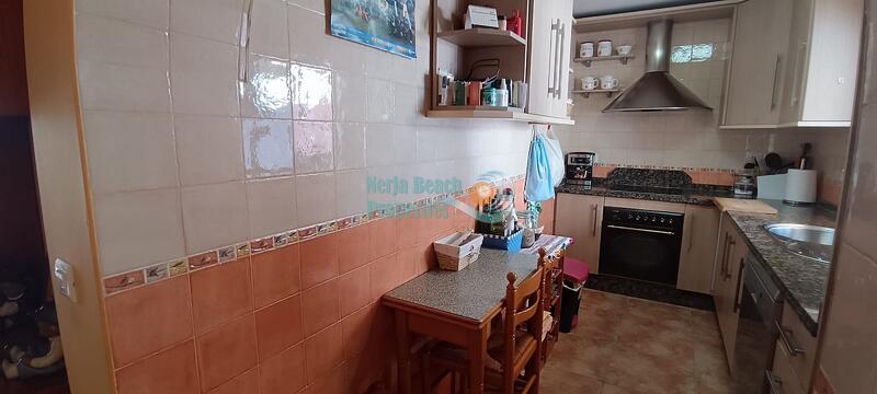 3 спальная комната вилла продается
