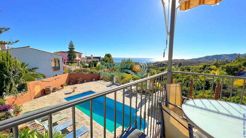 Villa for sale in Frigiliana, Málaga