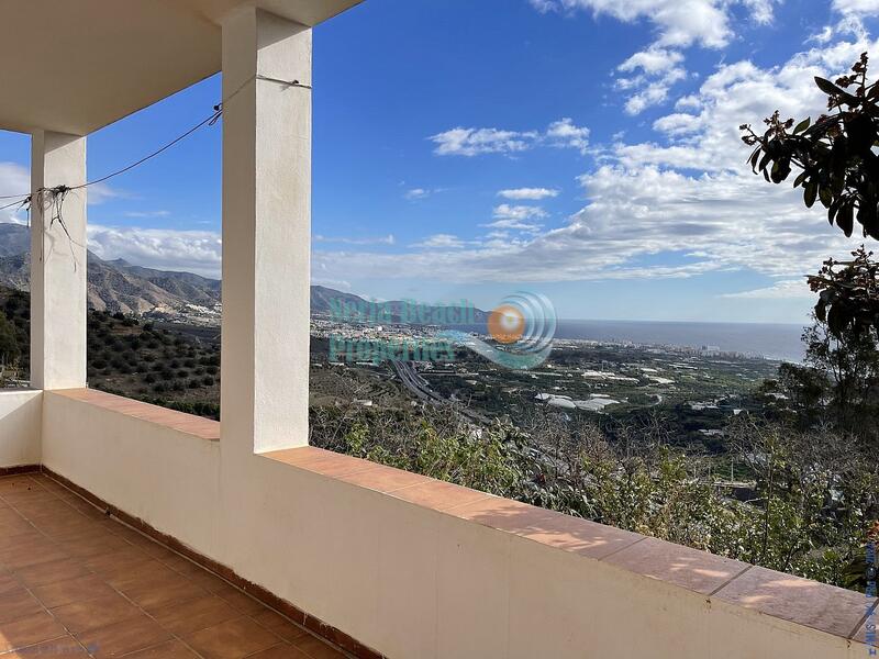 городская тюрьма продается в Nerja, Málaga