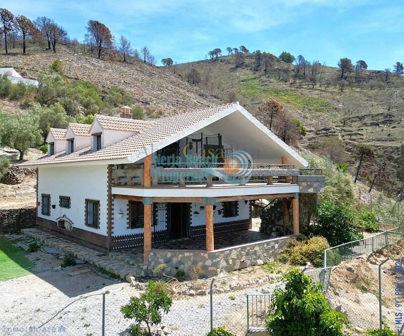 Landhaus zu verkaufen in Málaga, Málaga