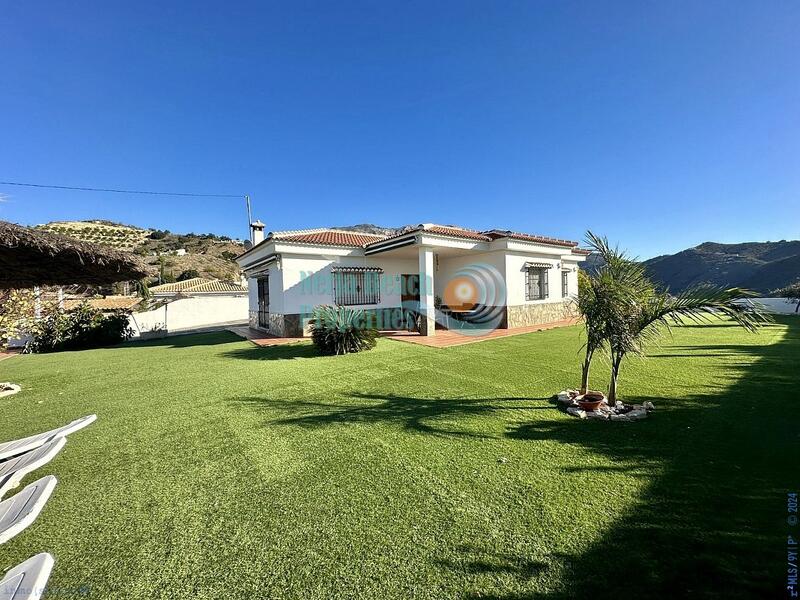 3 Cuarto Villa en venta