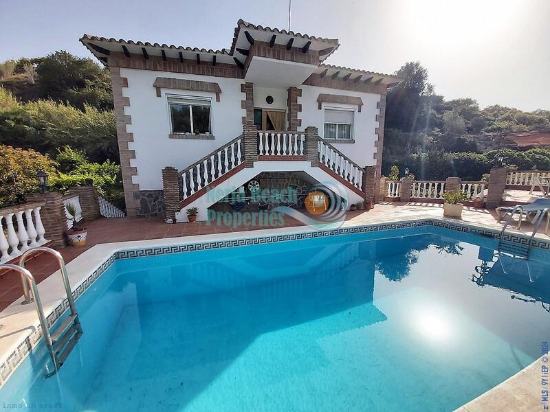 Maison de Ville à vendre dans Nerja, Málaga