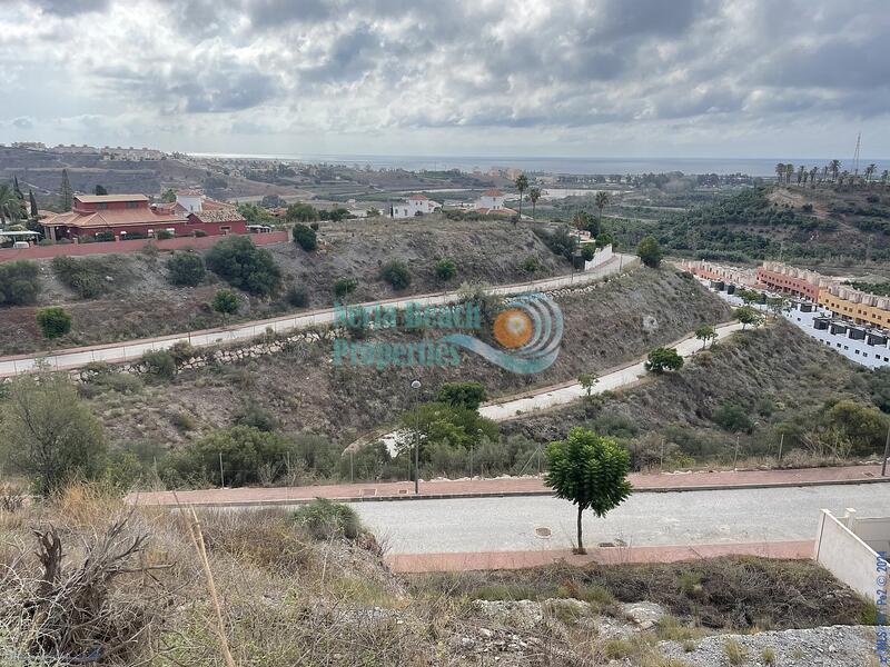 Landa till salu i Almayate Bajo, Málaga