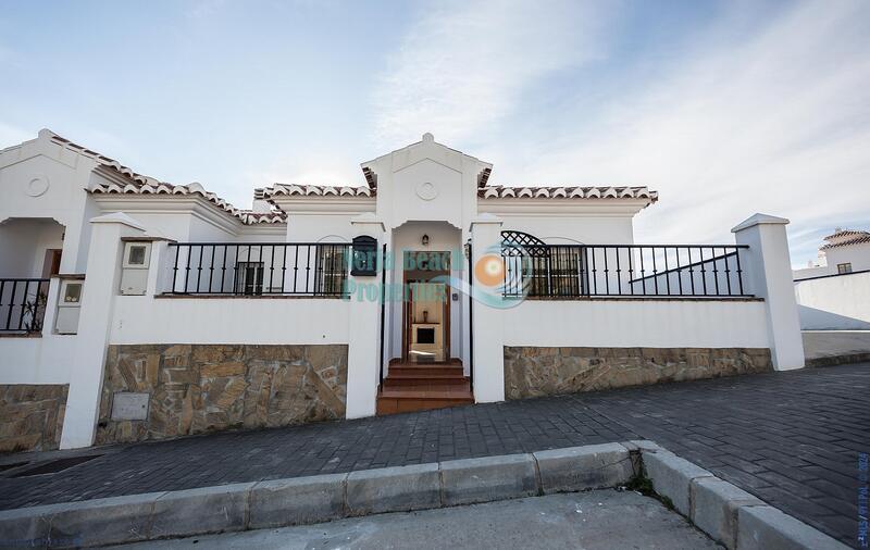 3 Cuarto Villa en venta