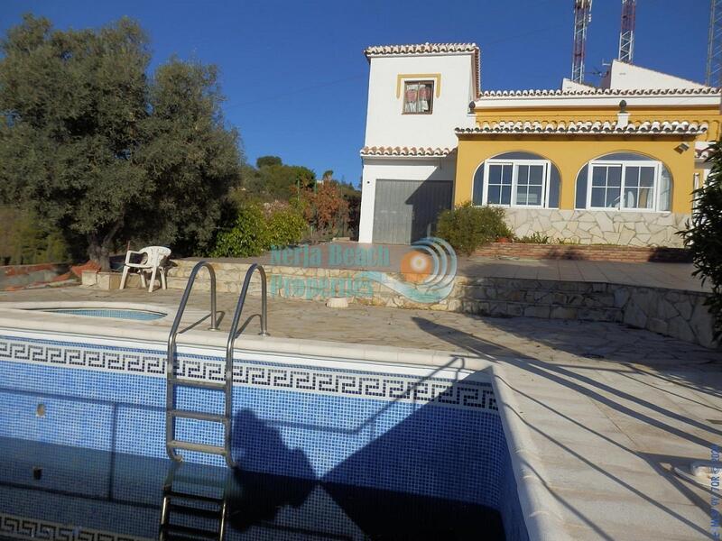 4 Cuarto Villa en venta