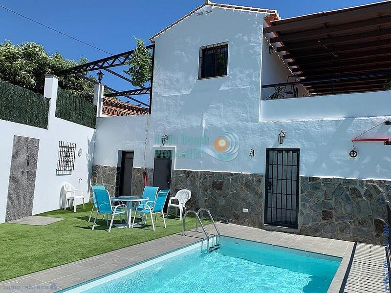 Townhouse for sale in Torrox, Málaga