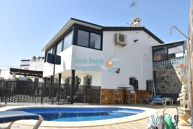 Maison de Ville à vendre dans Nerja, Málaga