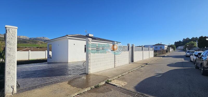 Villa en venta en Casabermeja, Málaga