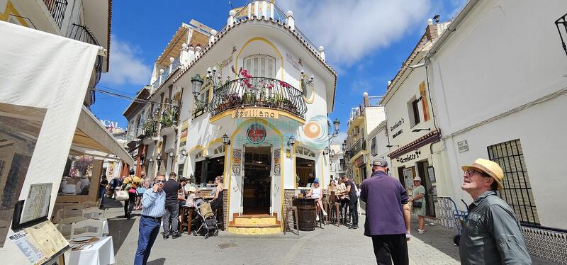 вилла продается в Nerja, Málaga
