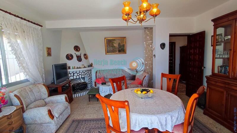 2 bedroom Townhouse for sale