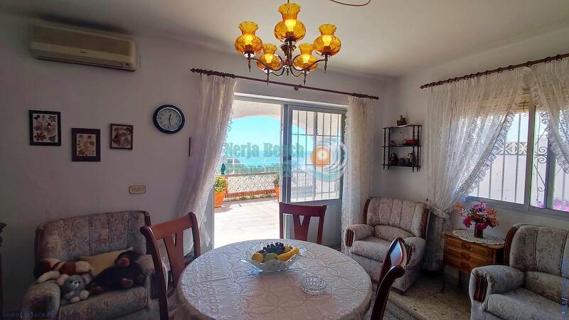 2 bedroom Townhouse for sale
