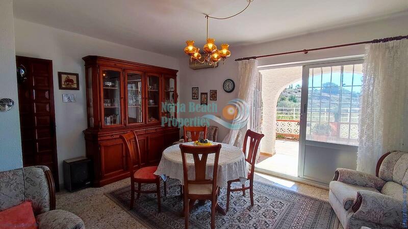 2 bedroom Townhouse for sale