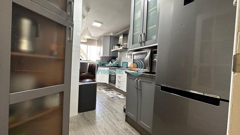 4 slaapkamer Appartement Te koop
