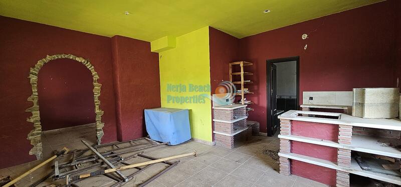 5 bedroom Villa for sale