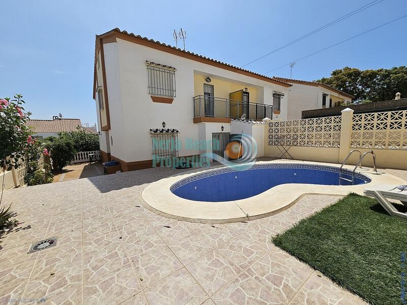 Villa for sale in Torre del Mar, Málaga