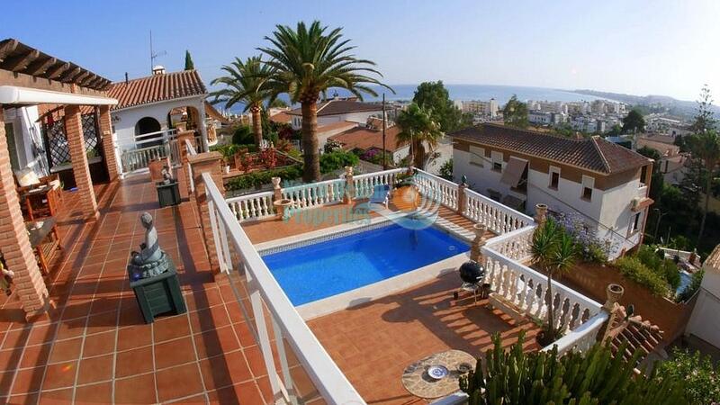 Villa for sale in Caleta de Velez, Málaga
